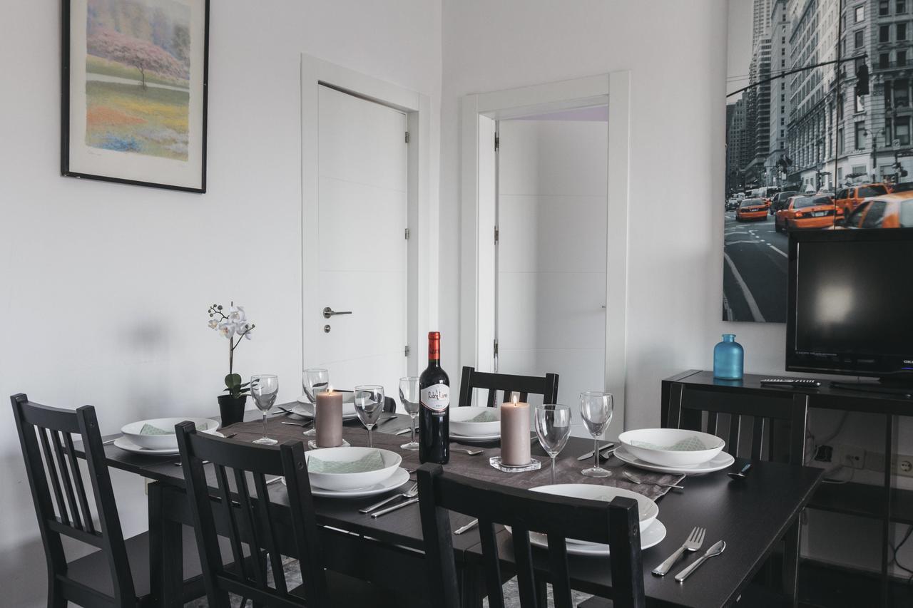 Atico Con Terraza Y Vistas Lägenhet Málaga Exteriör bild