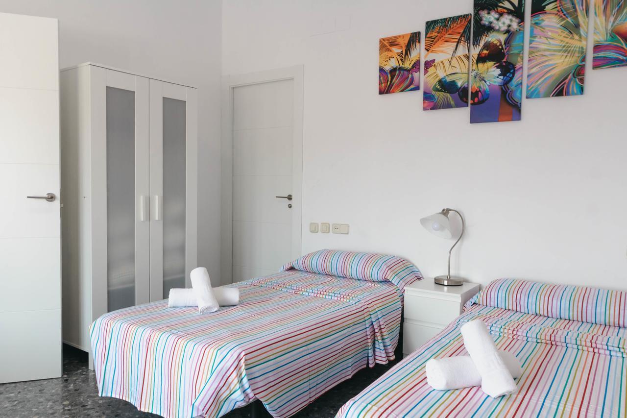 Atico Con Terraza Y Vistas Lägenhet Málaga Exteriör bild
